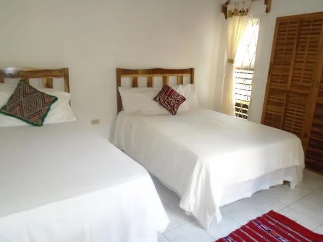 Portland Riverside Retreat 포트안토니오